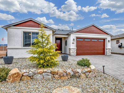 8839 N Rolling Hills Dr