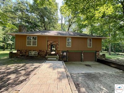 910 NE 301st Rd