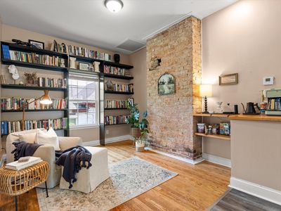 705 N Highland Park Ave