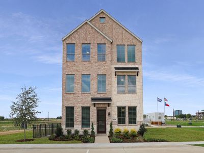 Appaloosa Plan, The Avenue