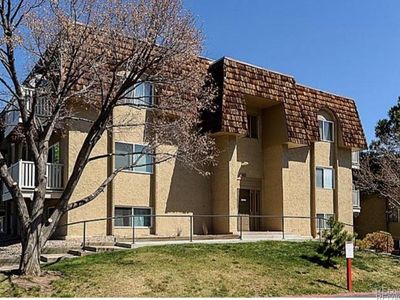 7455 E Quincy Avenue #104