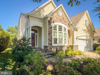 15 McConkey Dr