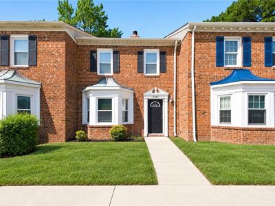 5767 Rivermill Cir