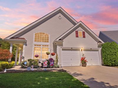 14 Jackson Dr