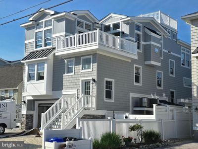 10 W Kirkland Ave