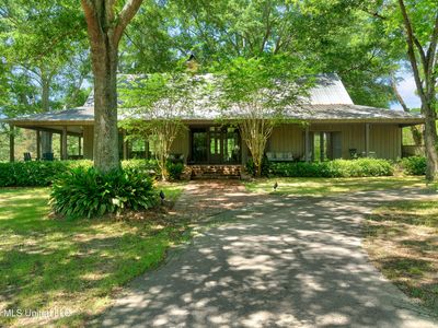 5844 N Williamsburg Rd