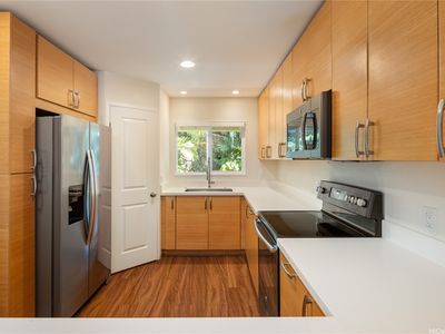1555 Kalaniiki St #16