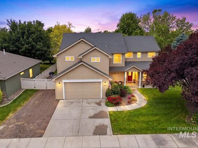 2211 W Grassy Branch Dr