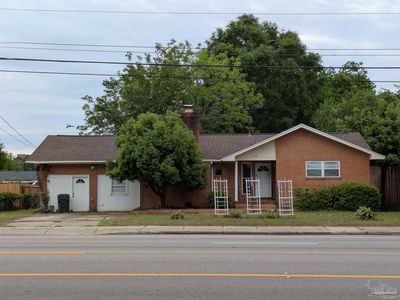 245 Airport Blvd