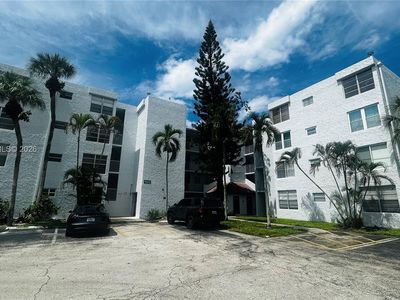 9410 Live Oak Pl APT 207
