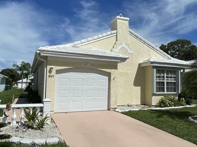 865 Bracken Ter NE