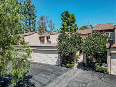 304 S Vista Del Canon