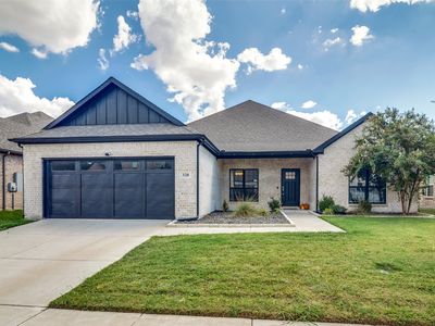 320 Community Dr