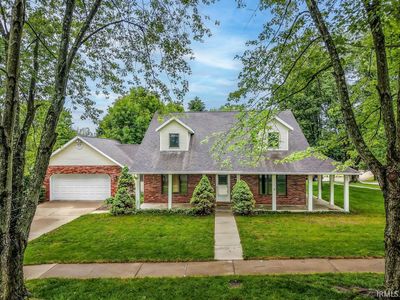805 W Hedgewood Dr