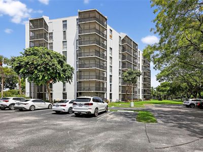Property at 3401 N Country Club Dr APT 109, Aventura, FL