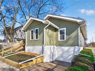 511 Ovid Ave