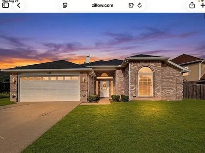 211 Ember Glen Dr