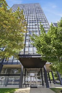 880 N Lake Shore Dr APT 10C