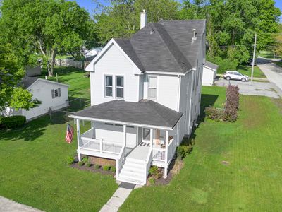 211 N Maple St