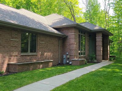 5955 WOOD BROOK CIRCLE