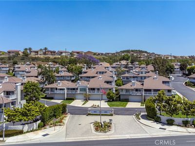 2377 Sommerset Dr