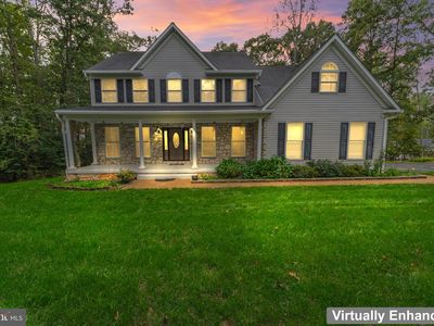 23 Longwood Dr