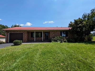 2841 W Laurel Rd