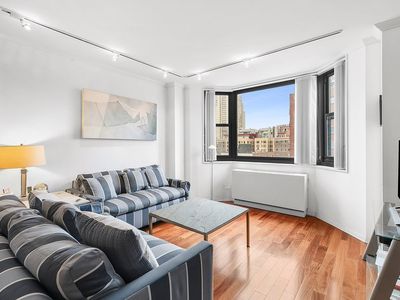 200 E 90th St APT 12G