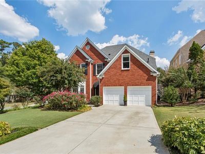 4943 Secluded Pines Dr