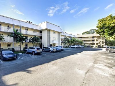 2980 Riverside Dr APT 227-3
