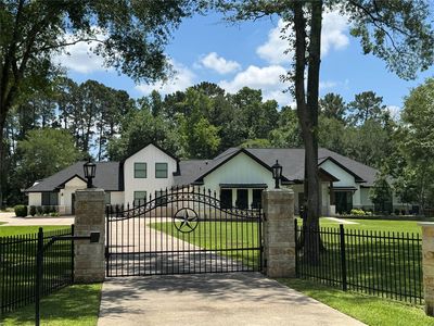 9703 Crestwater Cir
