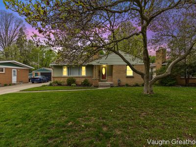 1501 Carlton Ave NE