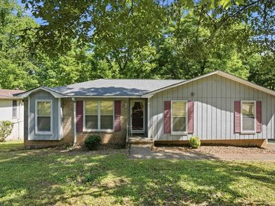 1577 Brewster Cir