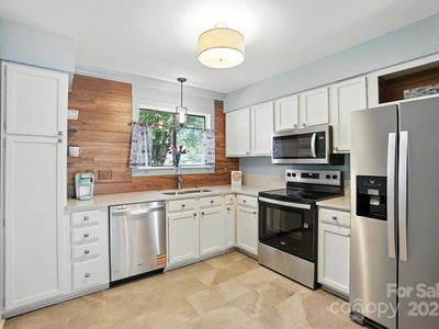 3020 Heathstead Pl APT A