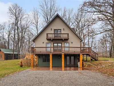 21788 N Mayflower Ln