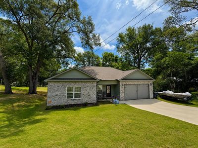 2812 23rd Ave
