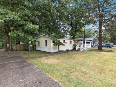 8305 Donna Lou Dr