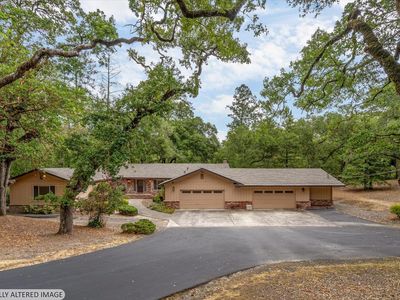 5439 Vista Grande Drive