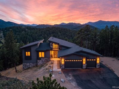 5197 Mountain Vista Lane