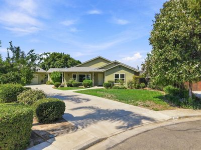 696 Rolling Hills Court