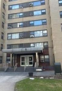 9 Fordham Hill Oval APT 4-9E