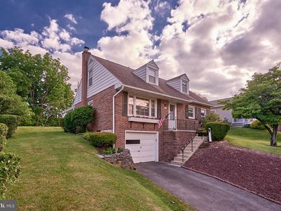 18 Ardmore Ave