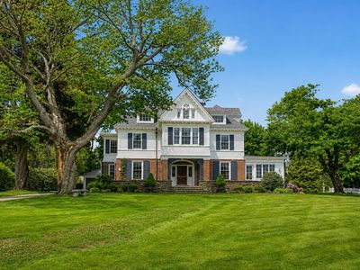 12 Willow Avenue