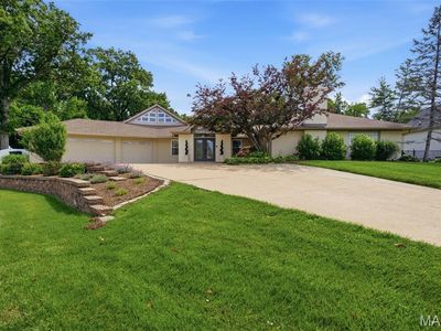 17 Stacy Dr