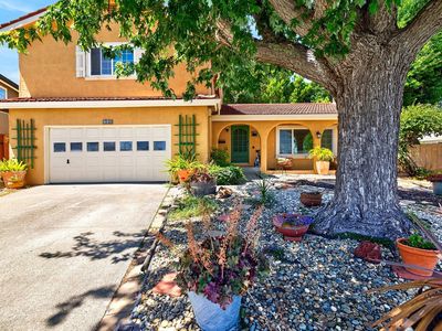 901 Catalpa Way