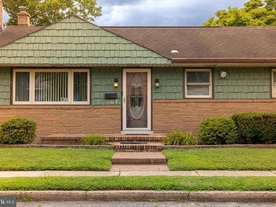 301 Lincoln Ave