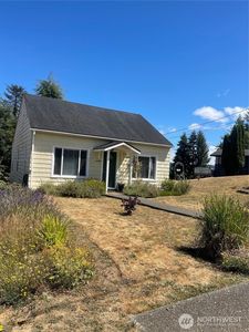 1143 Ballentine Street