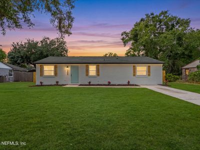 2771 MESQUITE Avenue