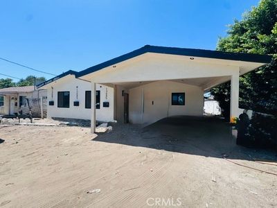 13685 Terra Bella St