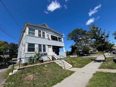 205 Ontario Street